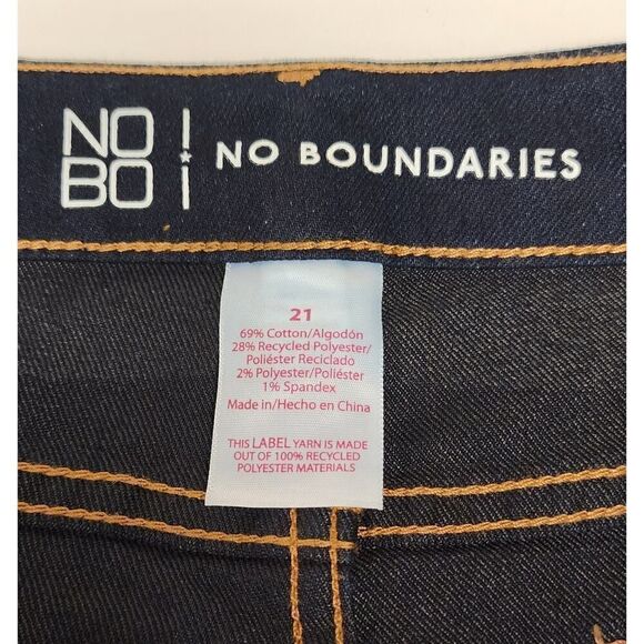 No Boundaries Women’s Bootcut Contour Waistband Jeans Size 21 - Picture 6 of 6